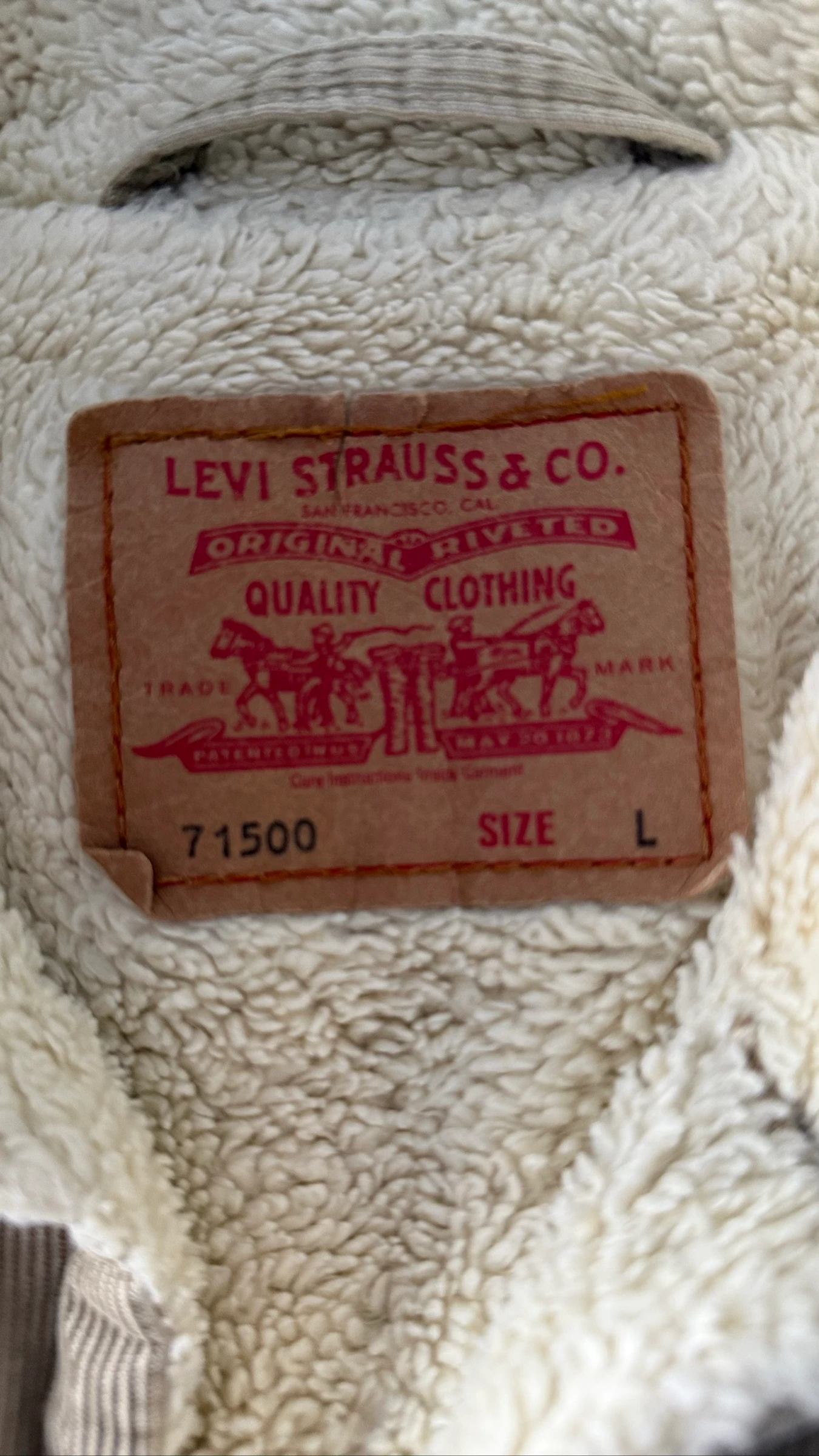Levis Sherpa Trucker Pana Beige Jacket in goede staat • maat L – photo 4